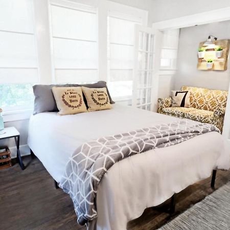 Urban Convenience Studio Flat Dallas Exterior foto